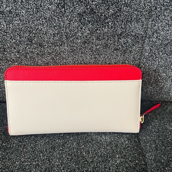 Kate Spade Wallet - Picture 2 of 3